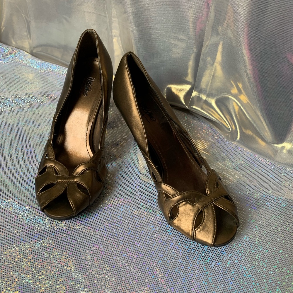 Copper color peep toe heels Mossimo  size: 6.5
